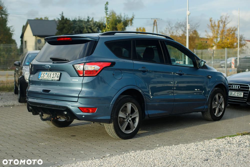 Ford Kuga 1.5 EcoBoost 2x4 ST-Line - 14