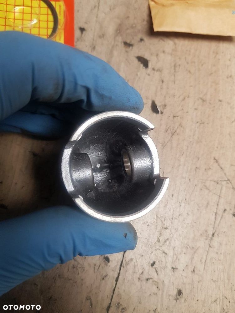 Tłok pierścienie Suzuki GT50 F50 FA50 FM50 FR50 FS50 LT50 RB50 RG50 OR50 ZR50 12102-46840-100 - 10