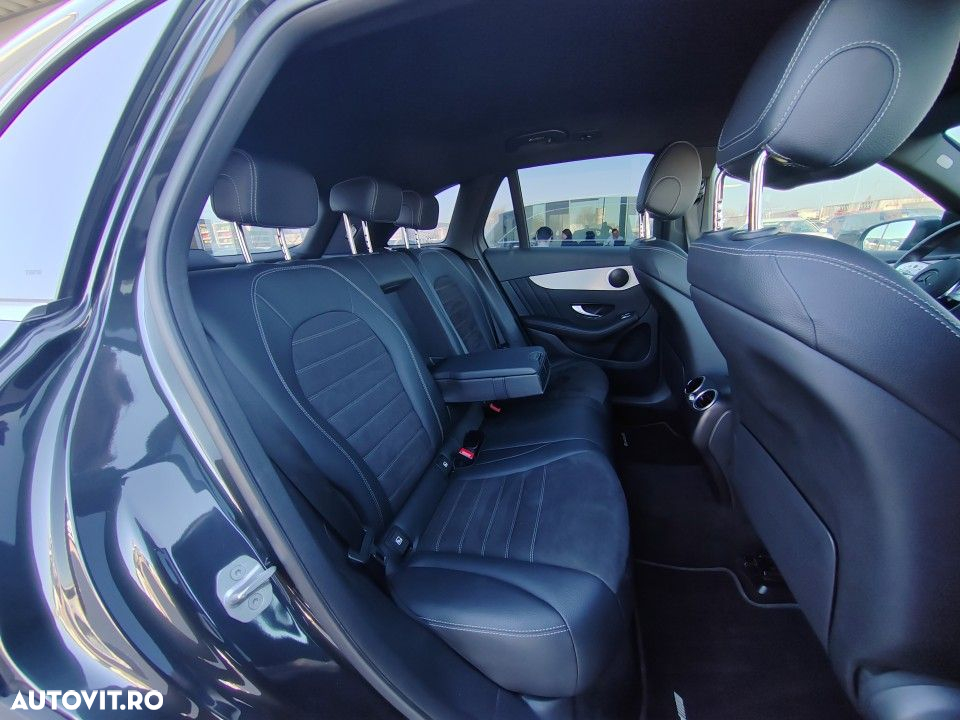 Mercedes-Benz GLC 300 e 4MATIC - 20