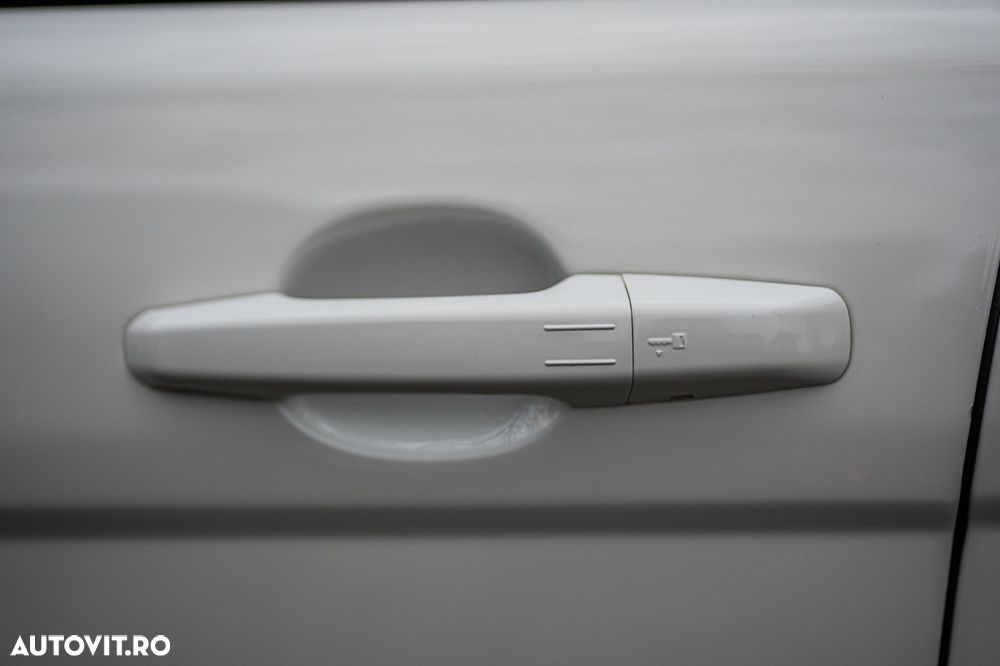 Land Rover Range Rover Evoque - 11