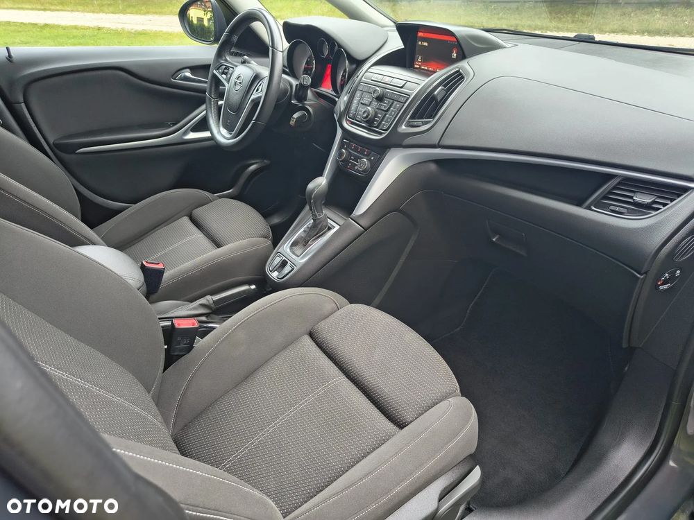 Opel Zafira Tourer 1.4 Turbo Automatik Style - 4