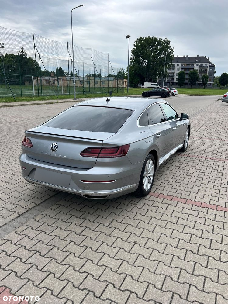 Volkswagen Arteon 2.0 TSI R-Line DSG - 2