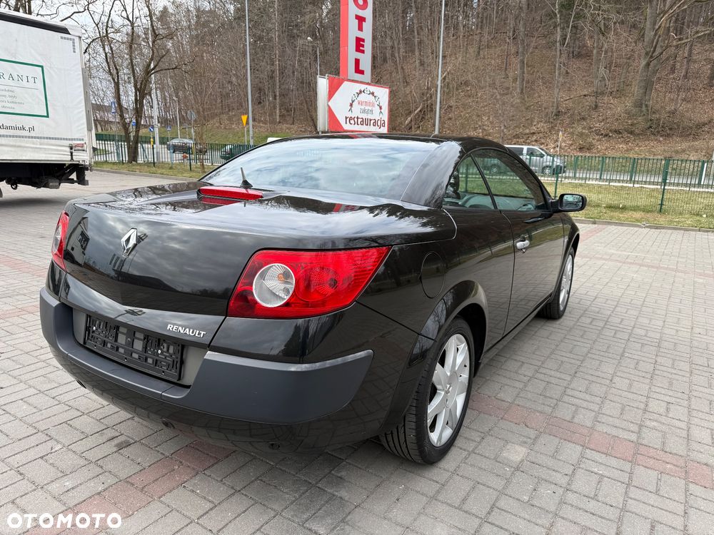 Renault Megane 2.0 Coupe-Cabriolet Luxe Privilege - 3