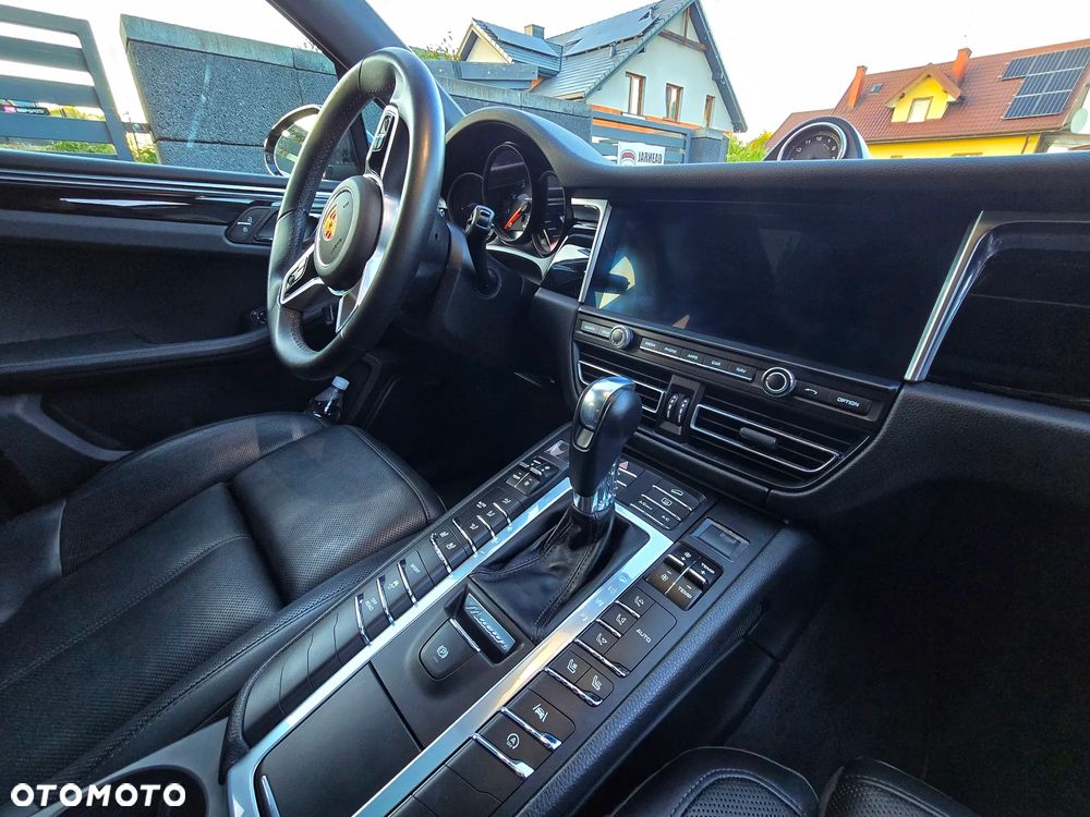 Porsche Macan Standard - 28