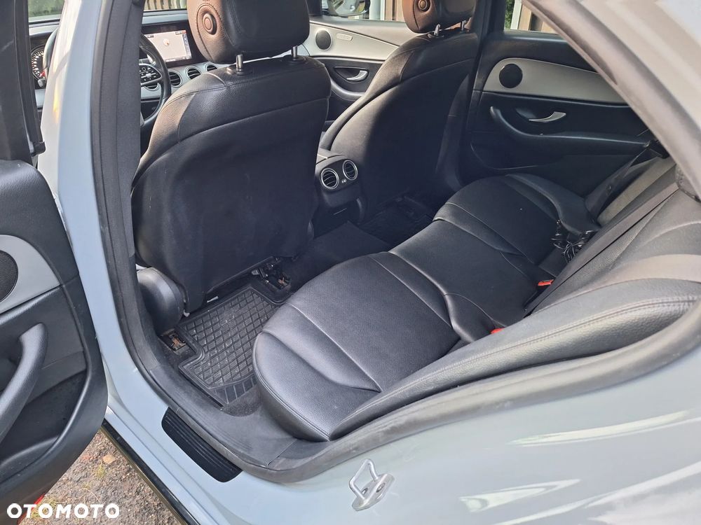 Mercedes-Benz Klasa E 200 d 9G-TRONIC - 8