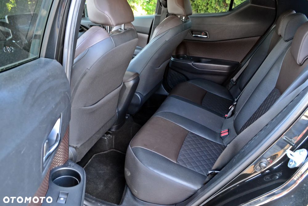 Toyota C-HR 1.2 Turbo Lounge - 23