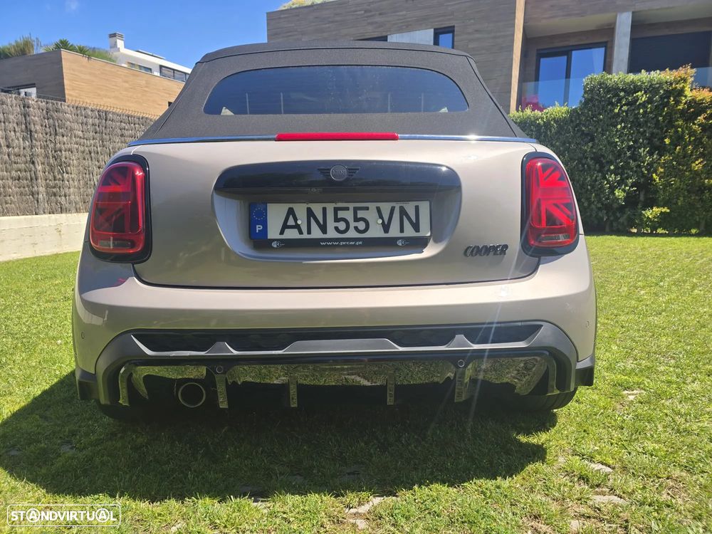 MINI Cabrio Cooper Premium Extra JCW Auto - 27