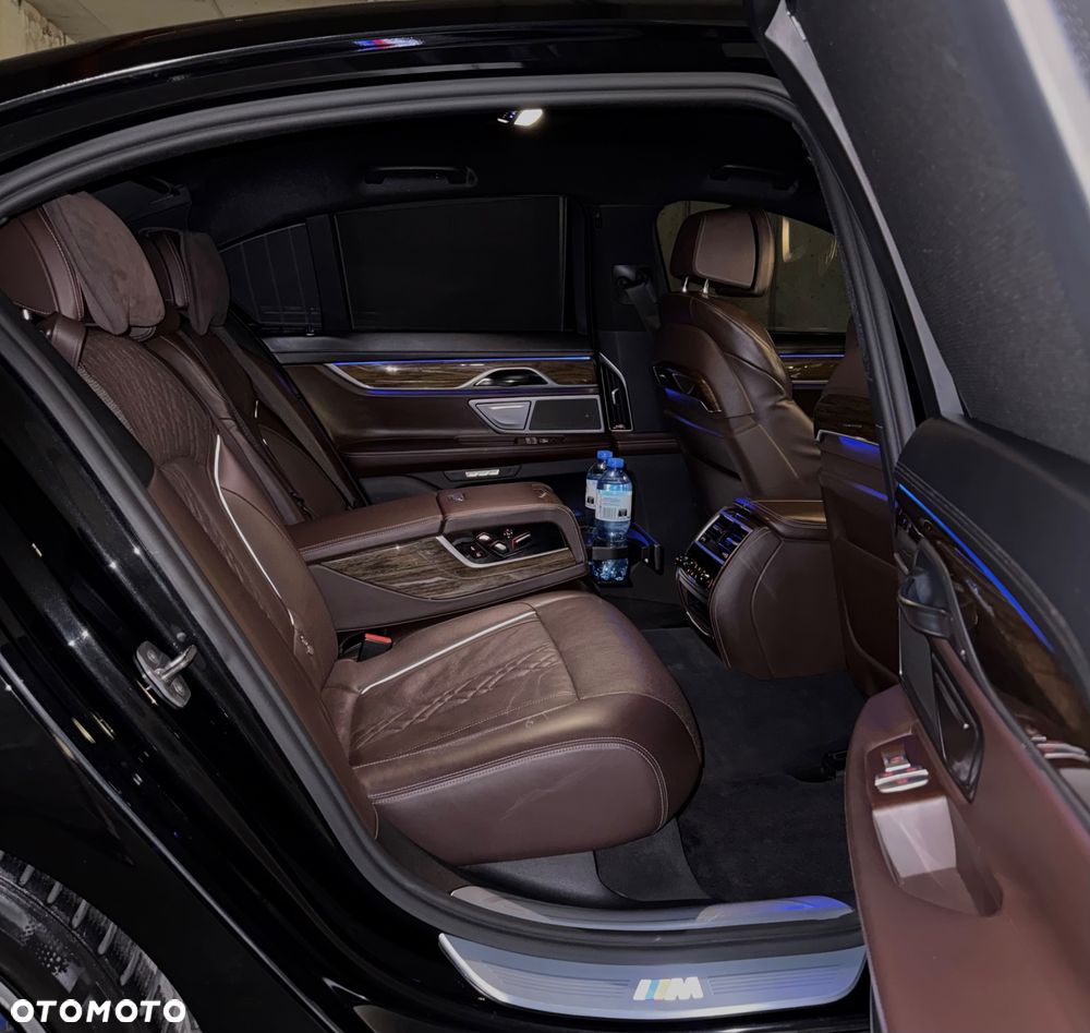BMW Seria 7 740d xDrive - 19