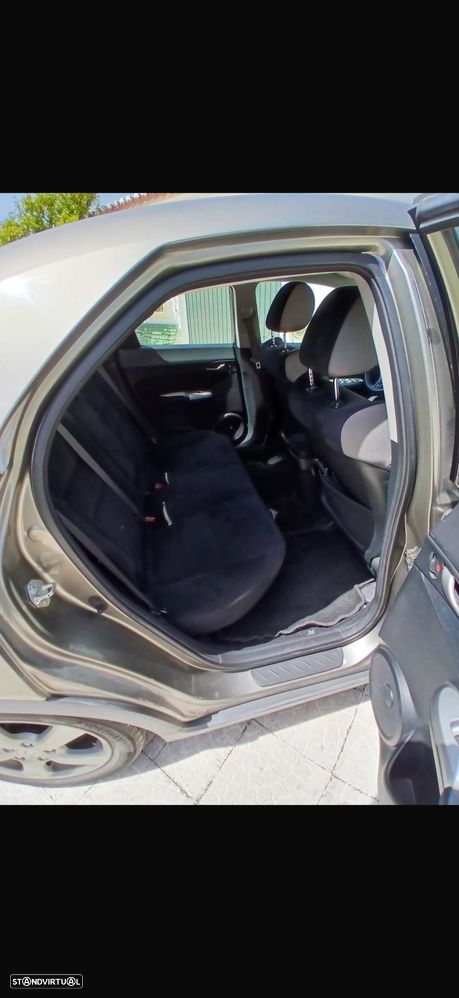 Honda Civic 1.4 Comfort - 4