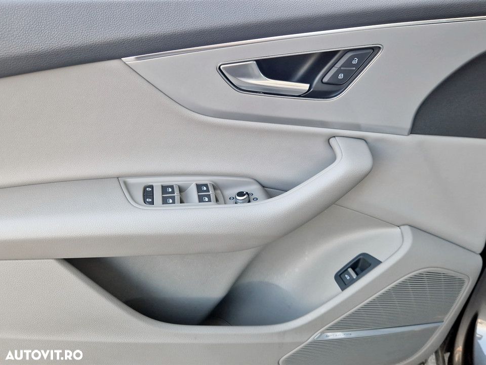 Audi Q7 50 TDI quattro Tiptronic - 14