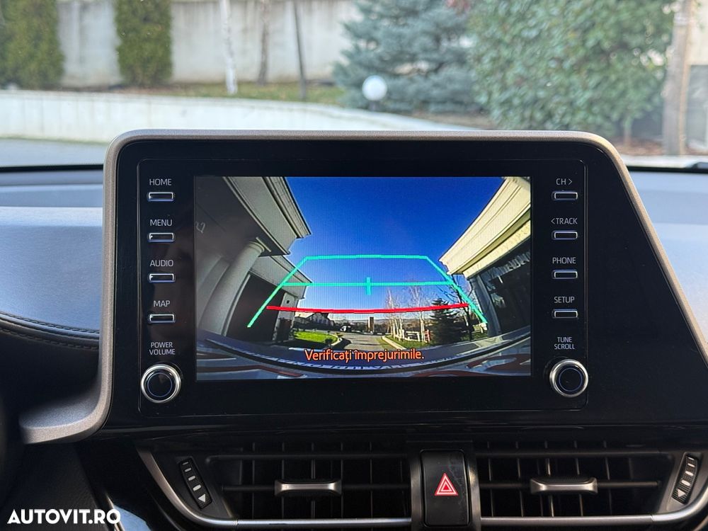 Toyota C-HR Hybrid Business-Edition - 24