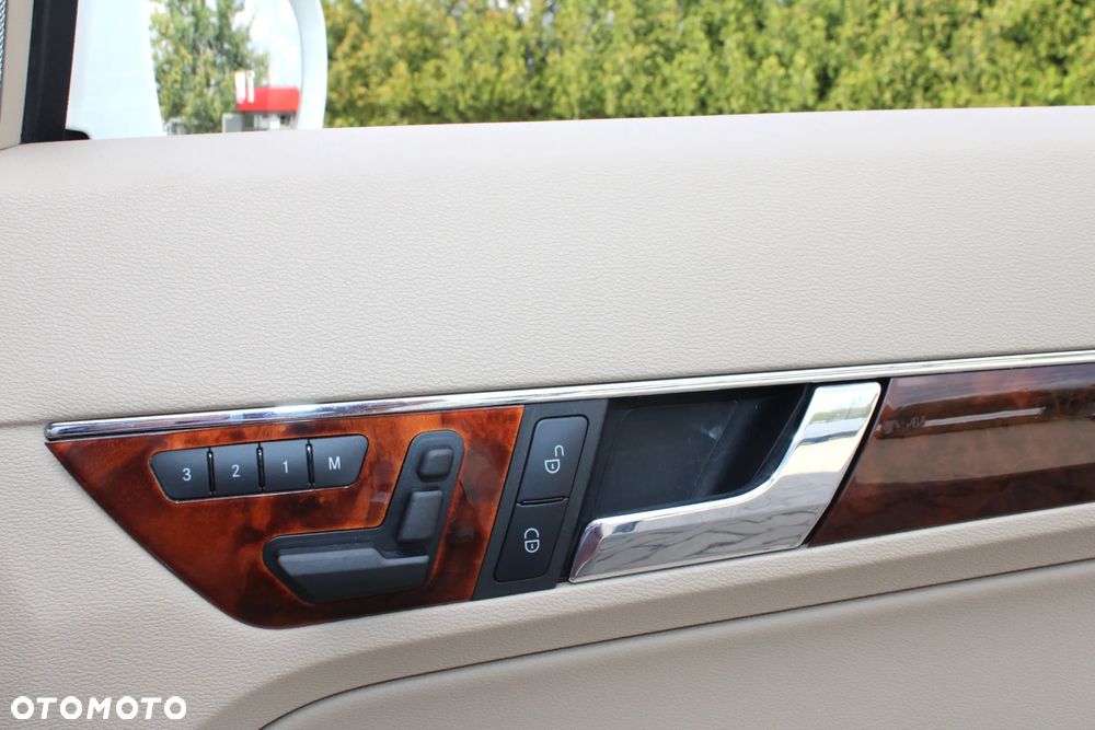Mercedes-Benz Klasa E 350 Coupe 7G-TRONIC - 27