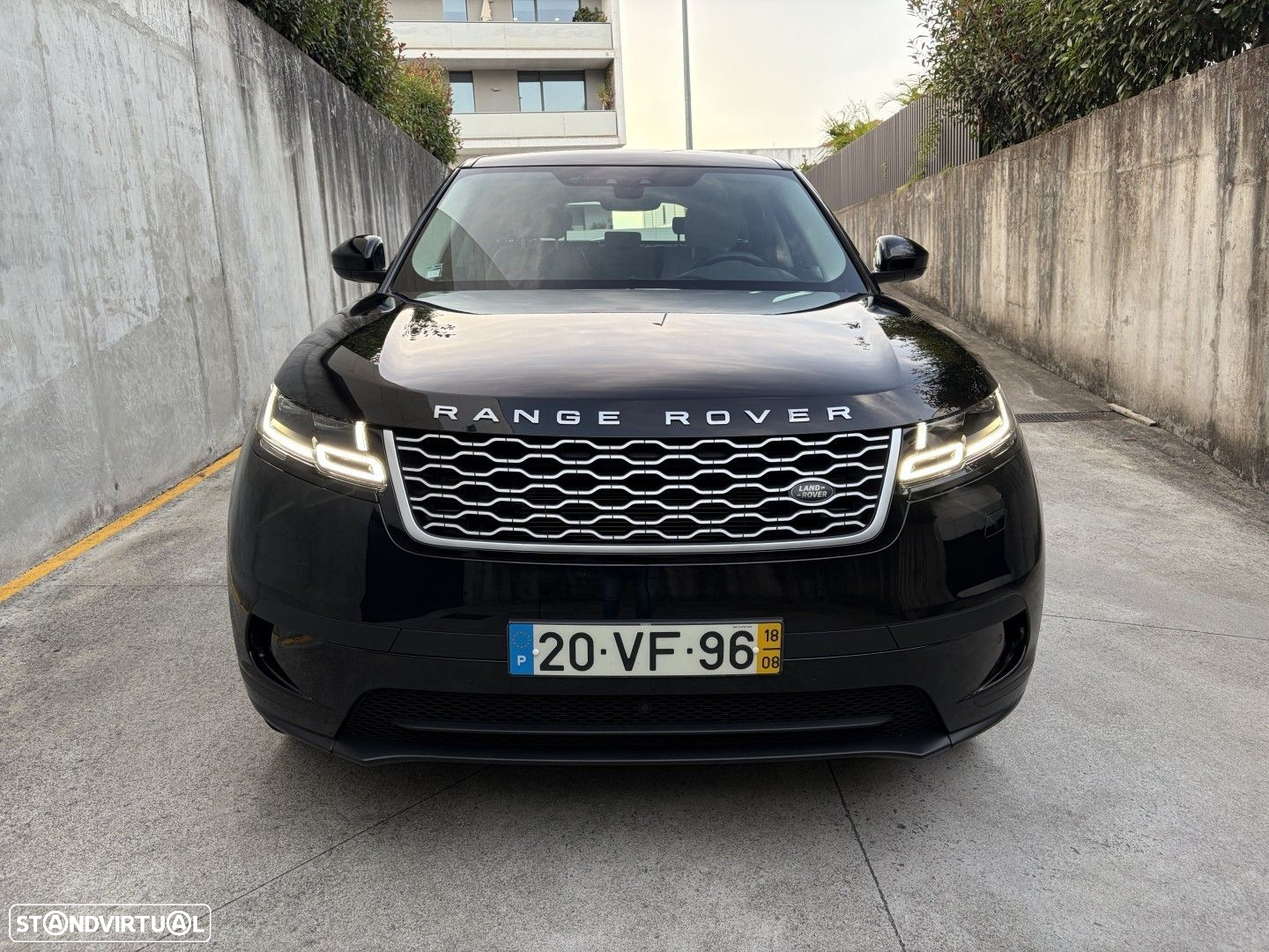 Land Rover Range Rover Velar 2.0 D R-Dynamic HSE - 3