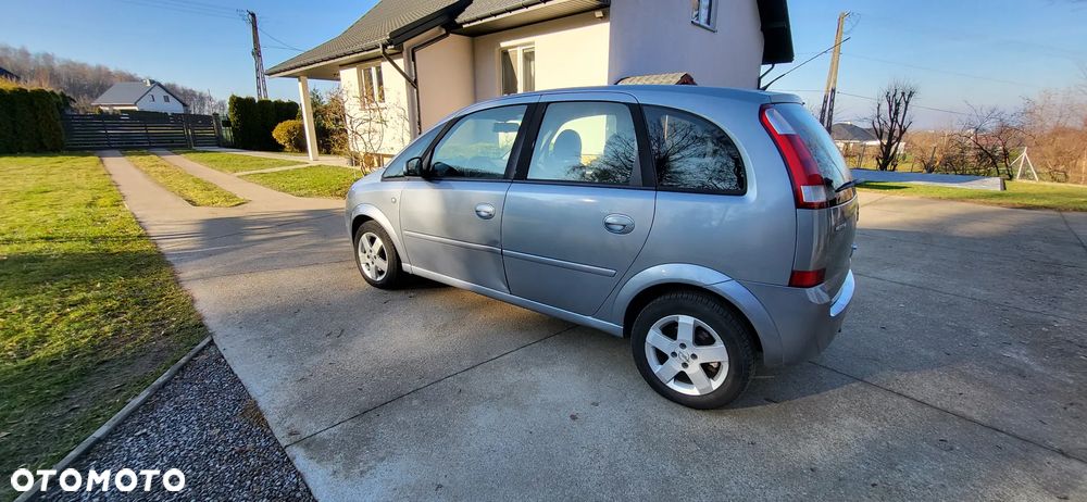 Opel Meriva - 9