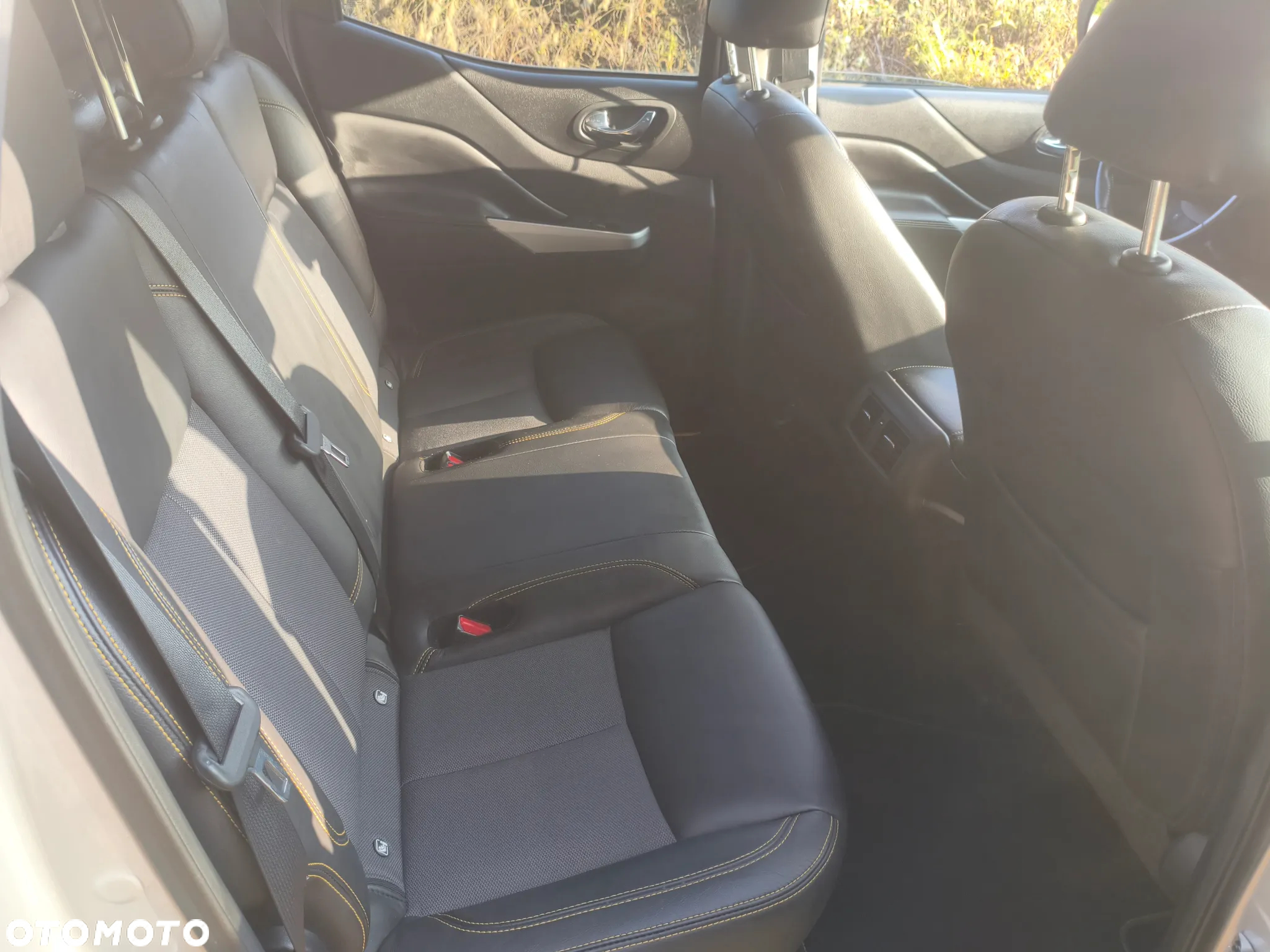 Nissan Navara DC 4x4 Autm N-Guard - 20