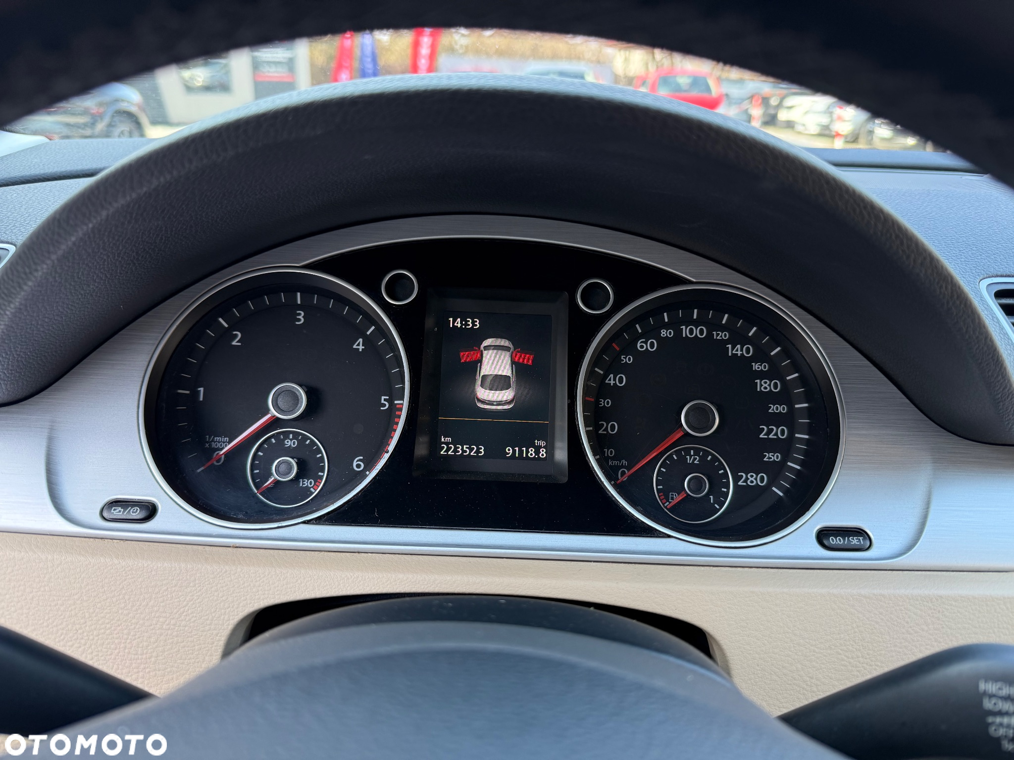 Volkswagen Passat CC - 36