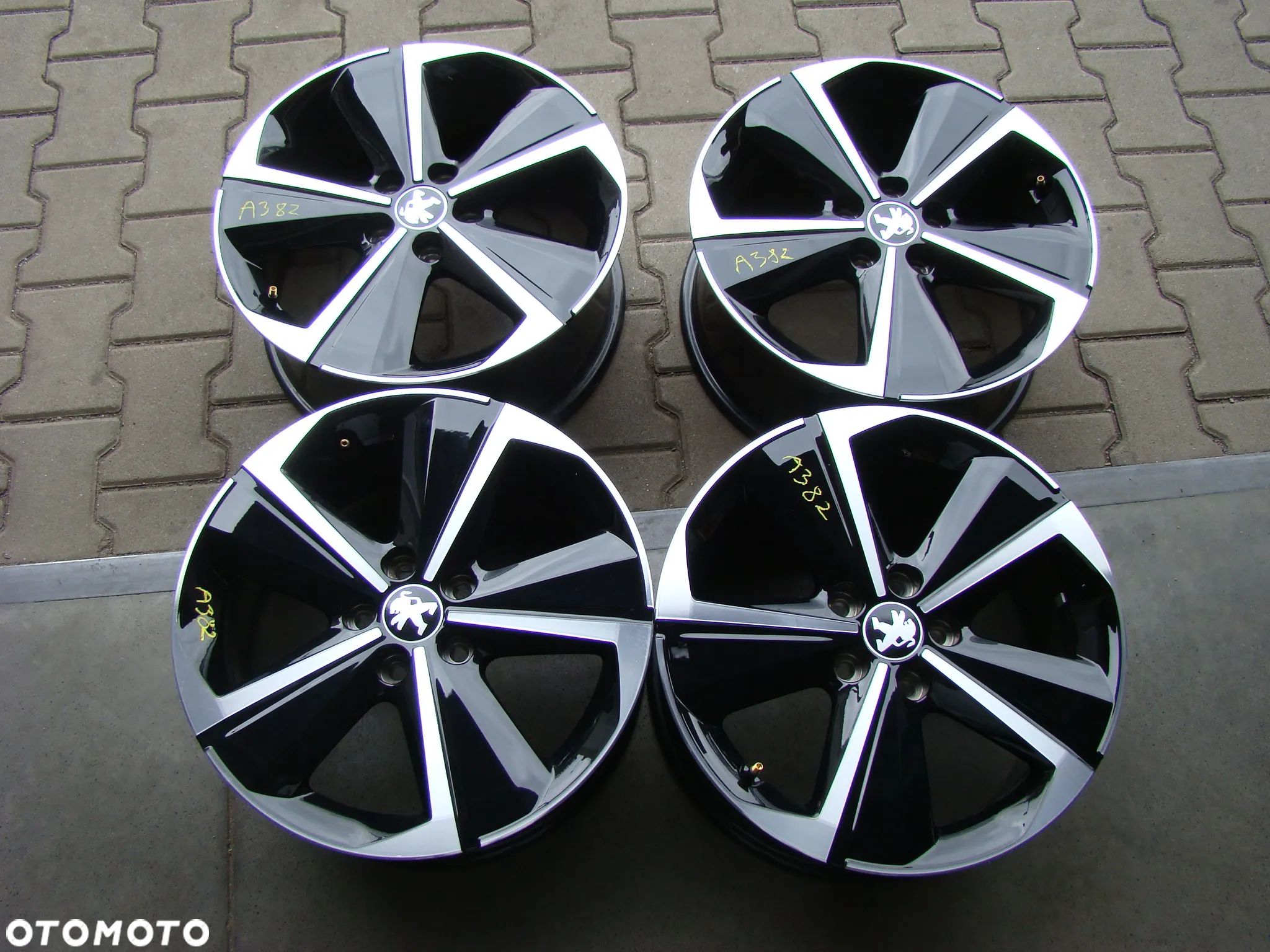 a382 5x108 Peugeot Partner Rifter 3008 4008 II 5008 308 508 408 7,5jx17 - 1