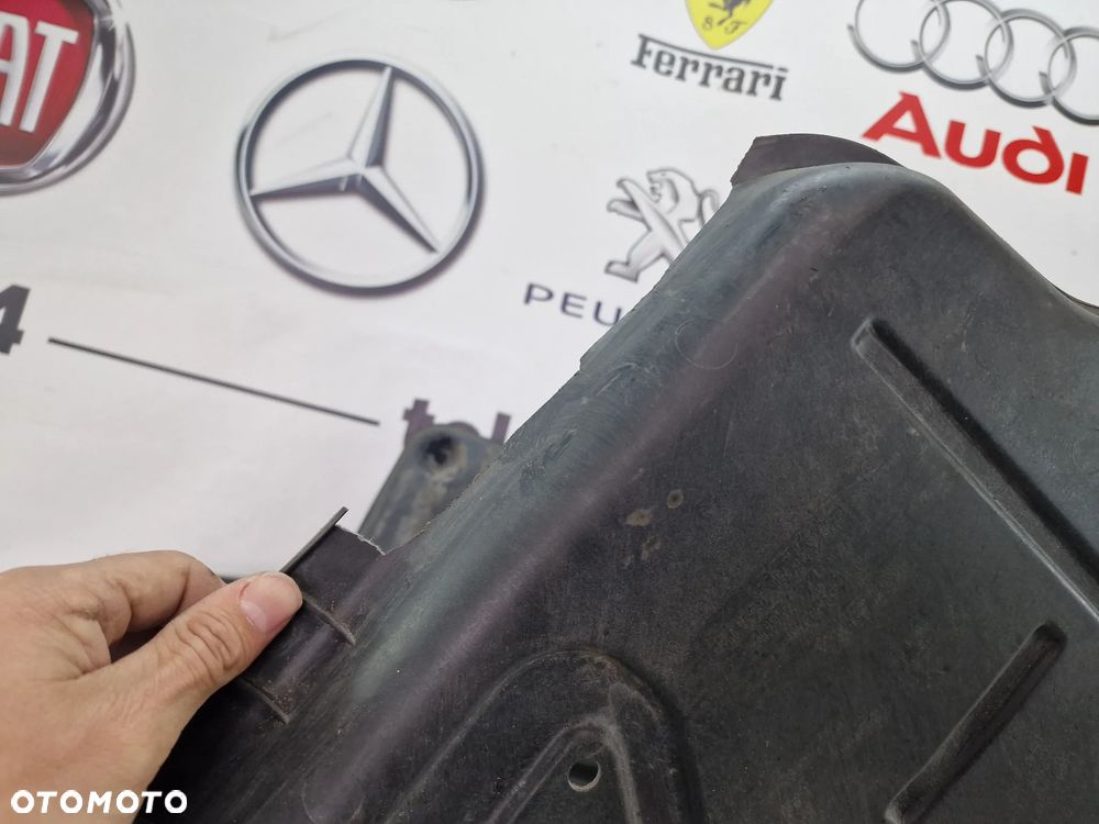 VW TIGUAN II 5NA / 5NN 15- / SKODA KODIAQ PŁYTA / OSŁONA POD SILNIK , NR 5QF825236 / 5QF825236A / 5QF825236B / 5QF825236C , NR AUKCJI NSŁ483 - 10