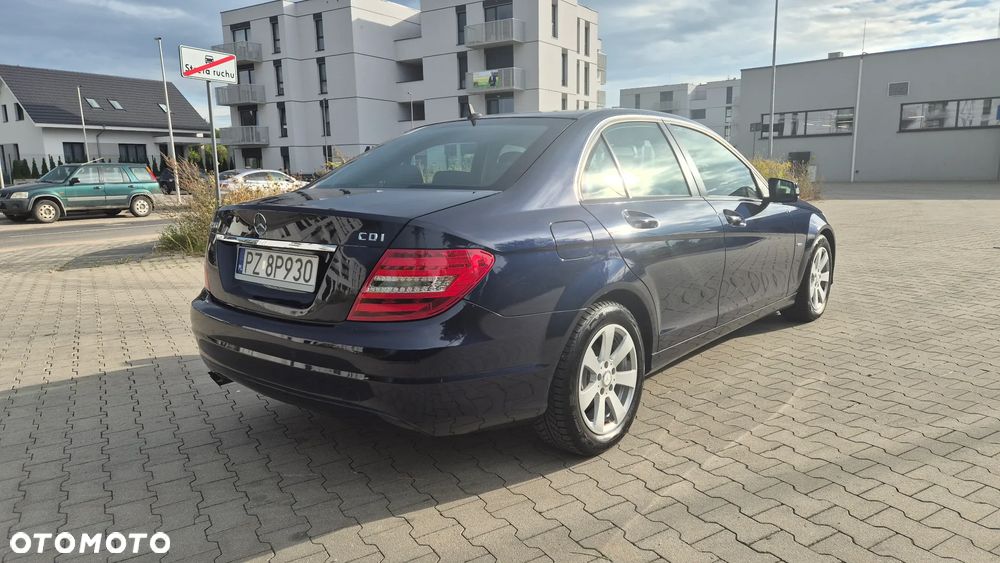 Mercedes-Benz Klasa C - 2