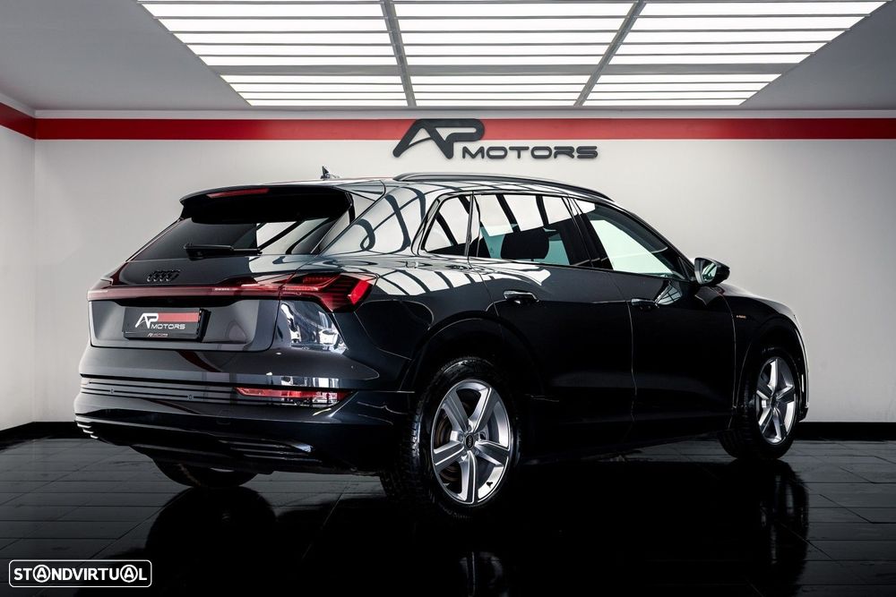 Audi e-tron 50 quattro - 11