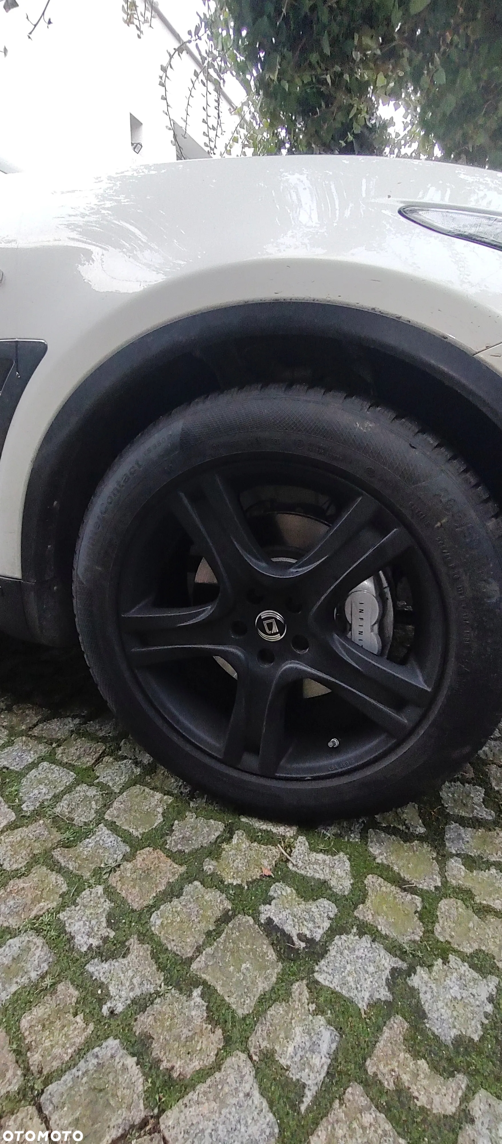 Infiniti QX70 3.0d S Premium - 6
