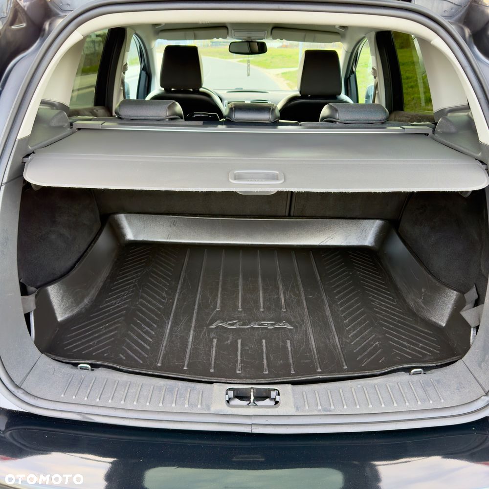 Ford Kuga 2.0 TDCi 2x4 Titanium - 21