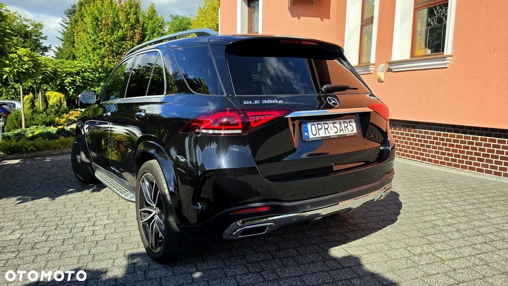 Mercedes-Benz GLE 300 d 4-Matic - 4