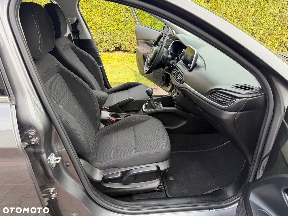 Fiat Tipo 1.4 T-Jet 16v Lounge EU6 - 29