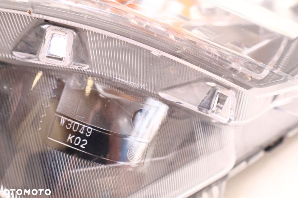 TOYOTA RAV4 IV LIFT LAMPA LEWA PRZÓD - 5