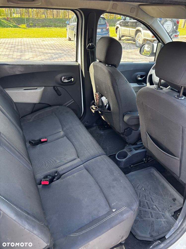 Dacia Lodgy 1.5 dCi Stepway - 15