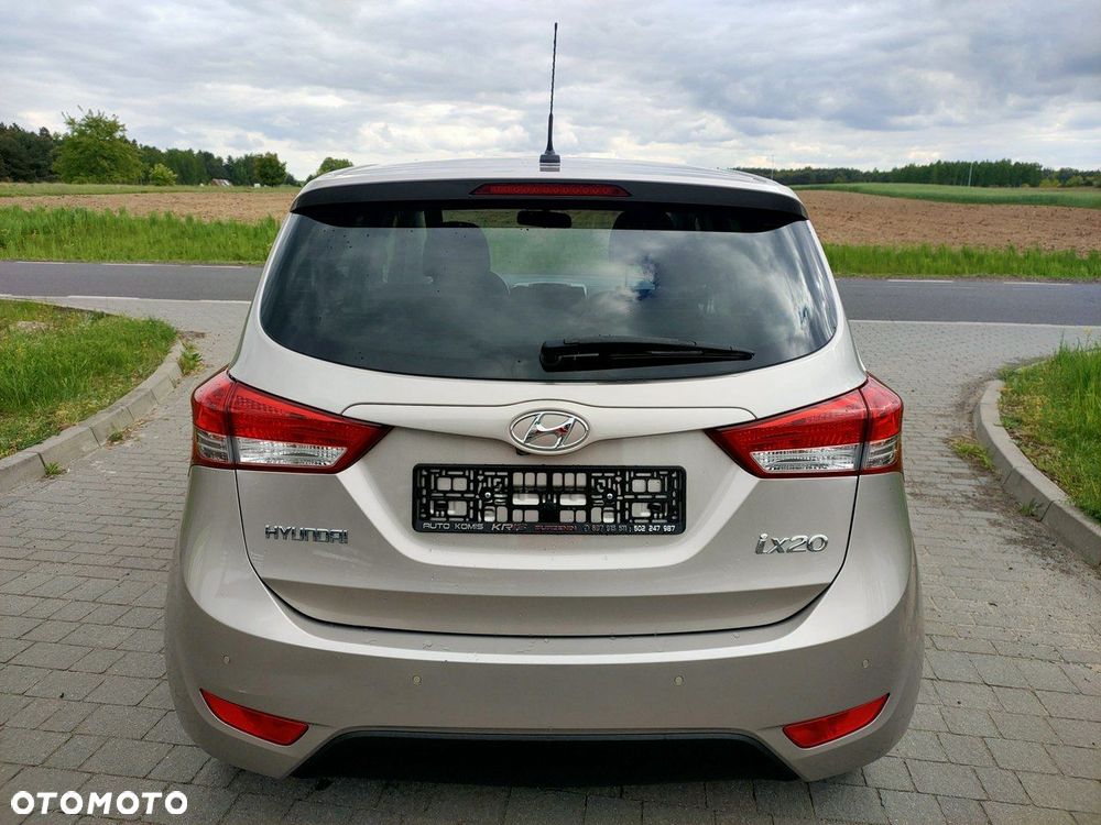 Hyundai ix20 1.6 blue Style - 6