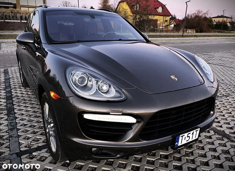 Porsche Cayenne Turbo - 6