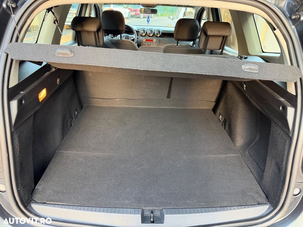 Dacia Duster 1.5 Blue dCi 4WD Comfort - 15