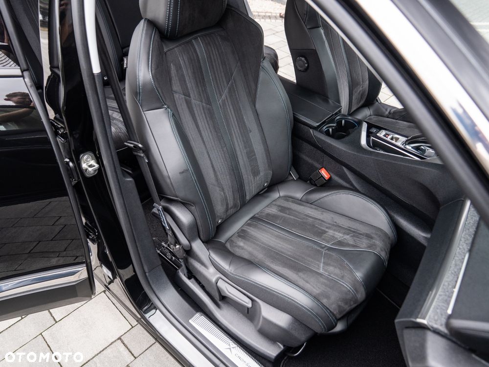 Peugeot 3008 PureTech 130 Stop & Start GPF EAT8 Crossway - 27