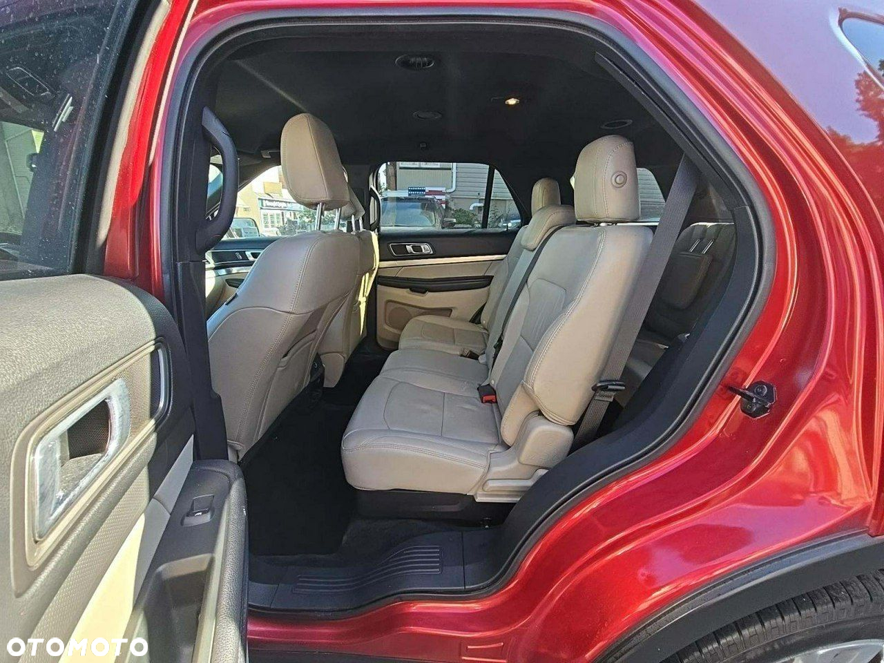 Ford Explorer - 8