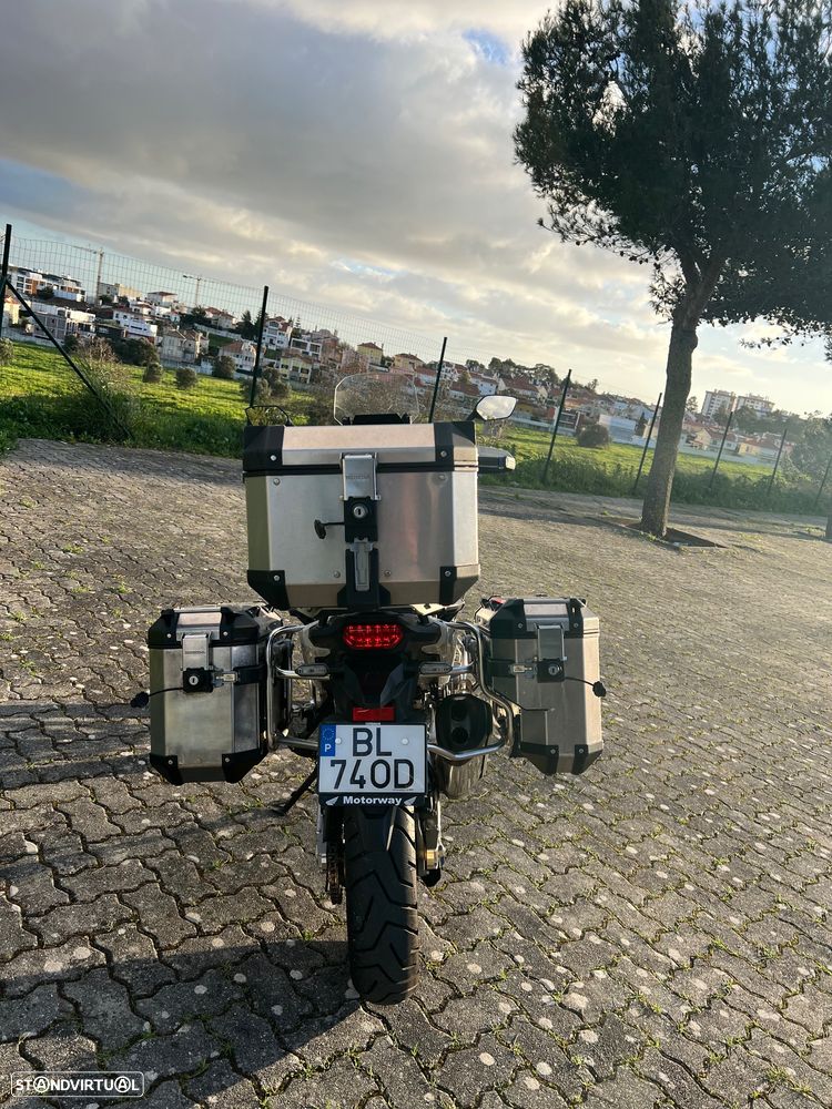 Honda Africa Twin CRF1100D ADV DCT ES SPORT - 12