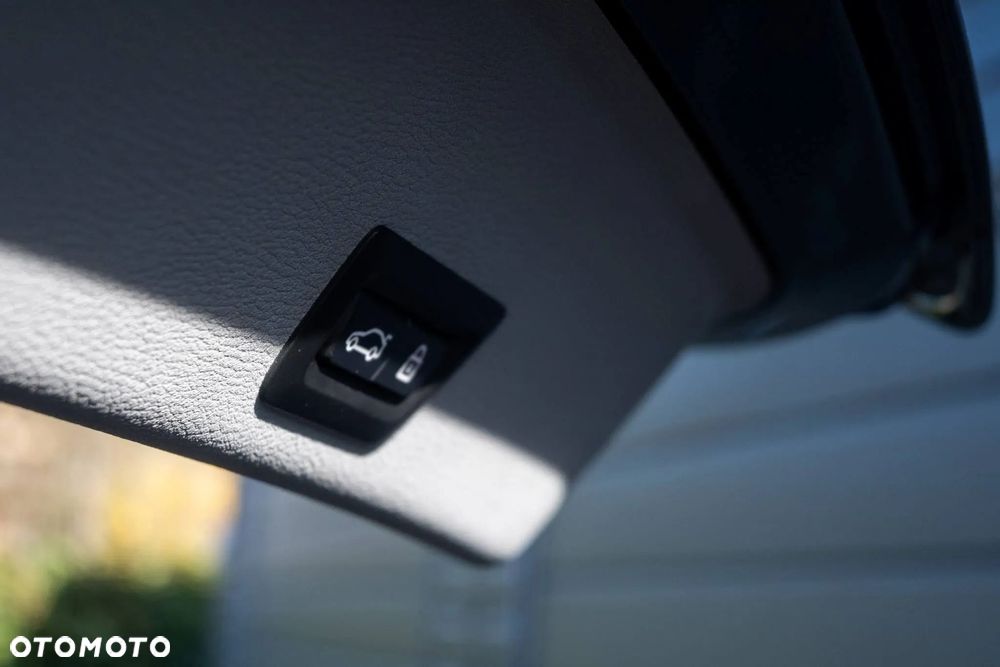 BMW X4 xDrive20d xLine - 6