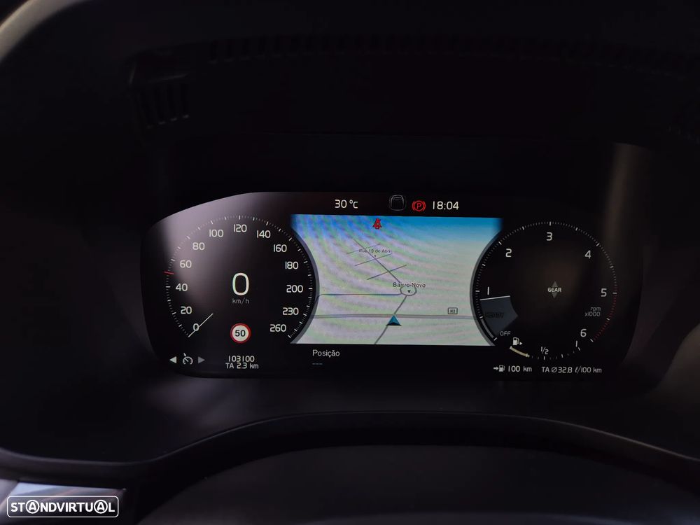 Volvo XC 60 2.0 D4 Momentum Plus - 22