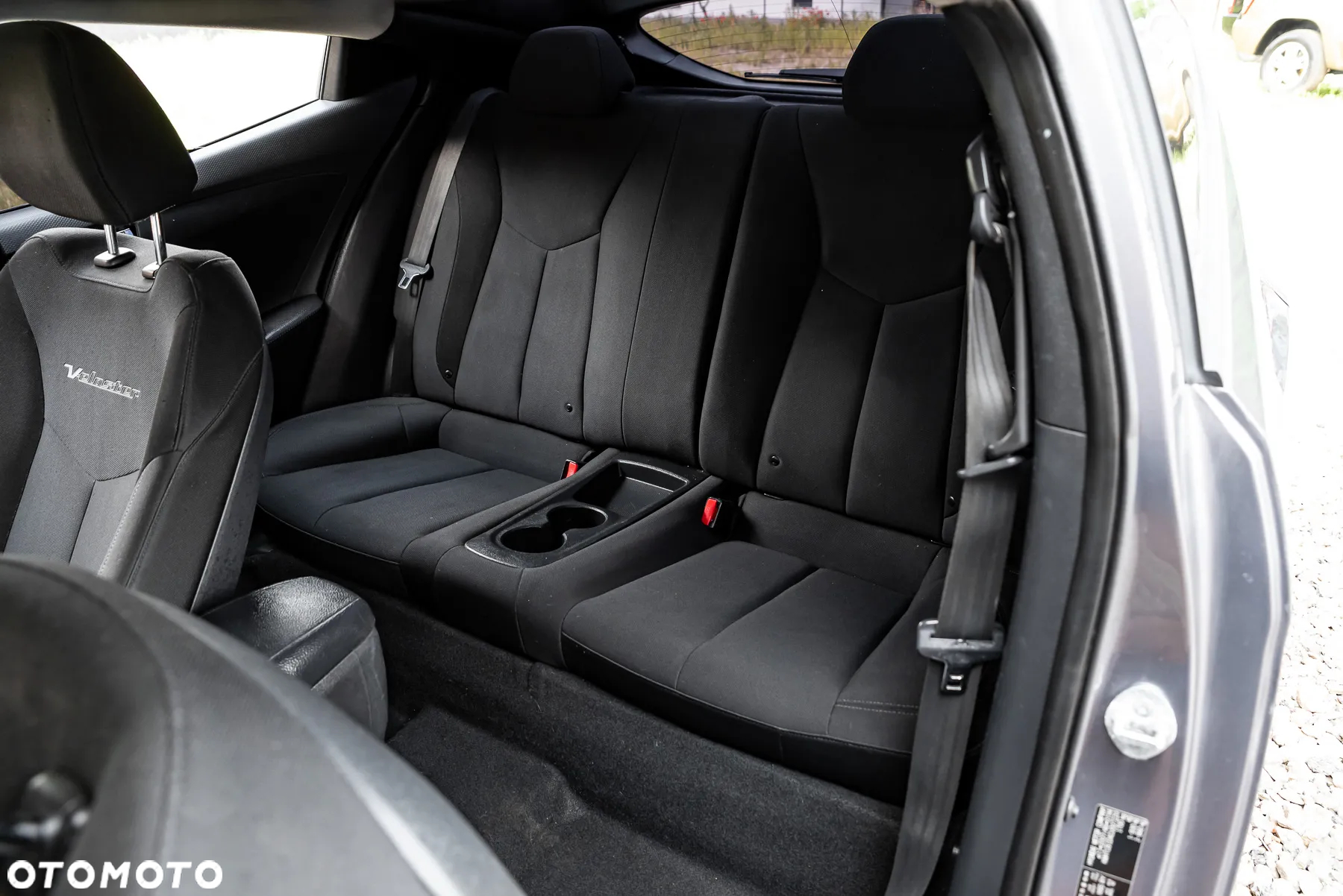 Hyundai Veloster 1.6 GDI Style - 26