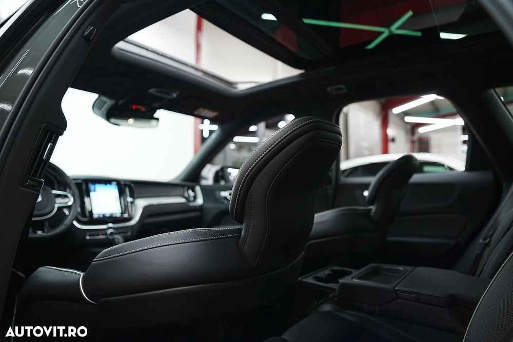 Volvo XC 60 ver-t8-twin-engine-awd-r--design - 34