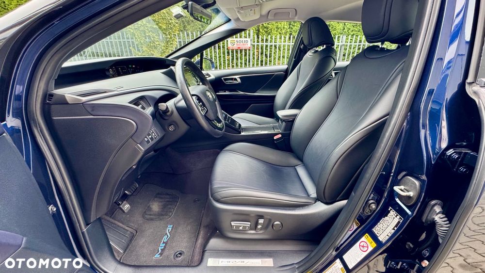 Toyota Mirai 2015