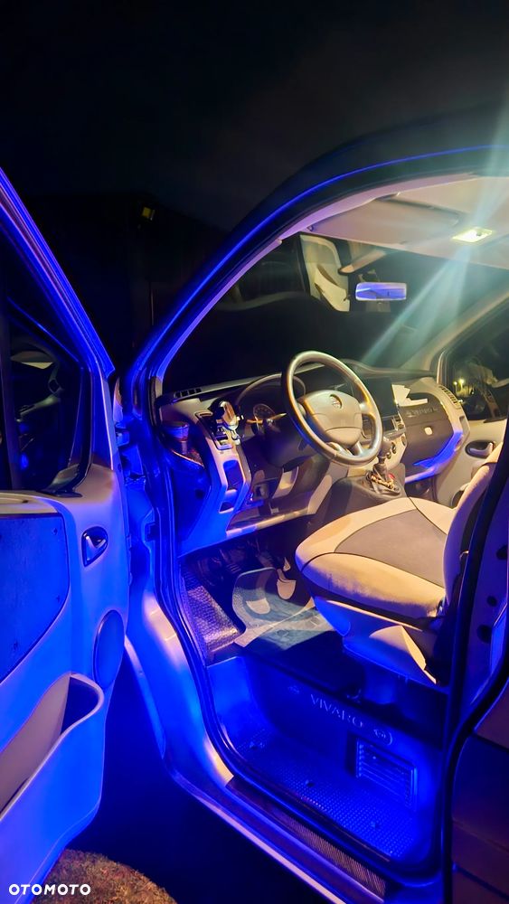 Opel Vivaro L2H1 2.9t - 7