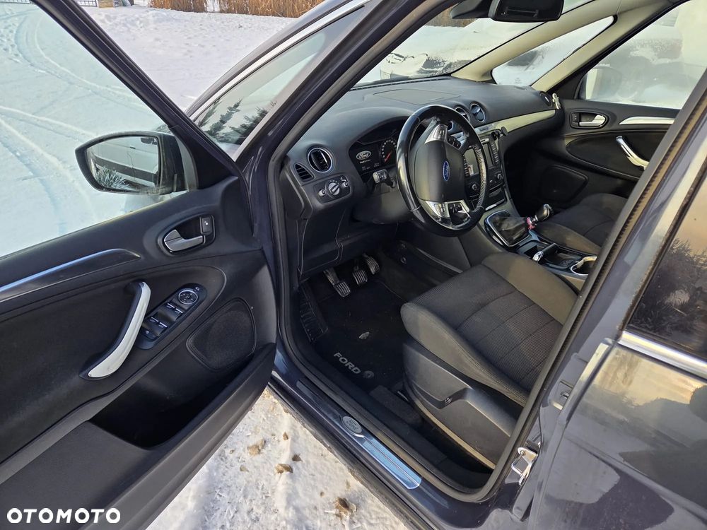 Ford S-Max 2.2 TDCi DPF Titanium X - 19