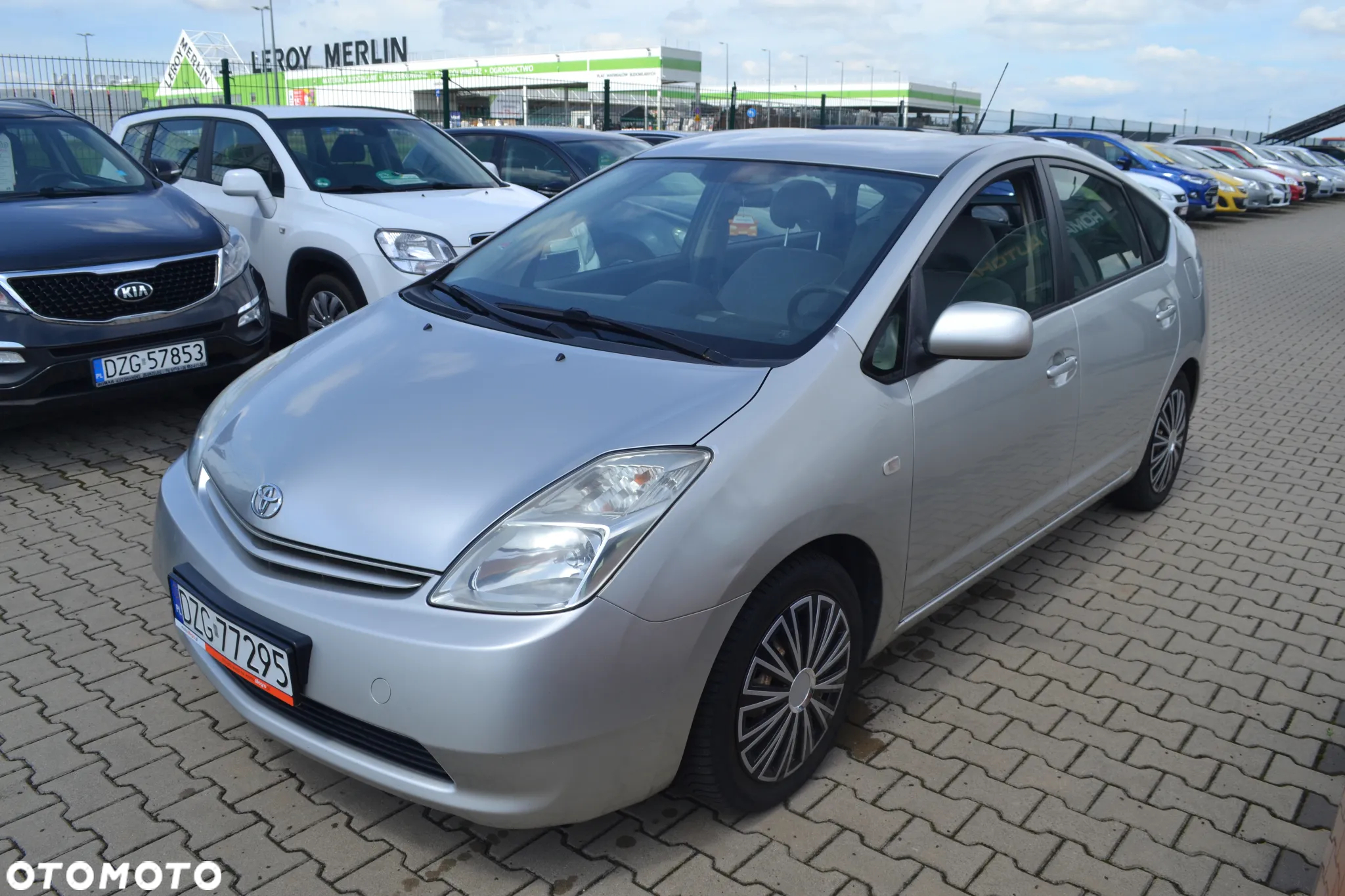 Toyota Prius - 3