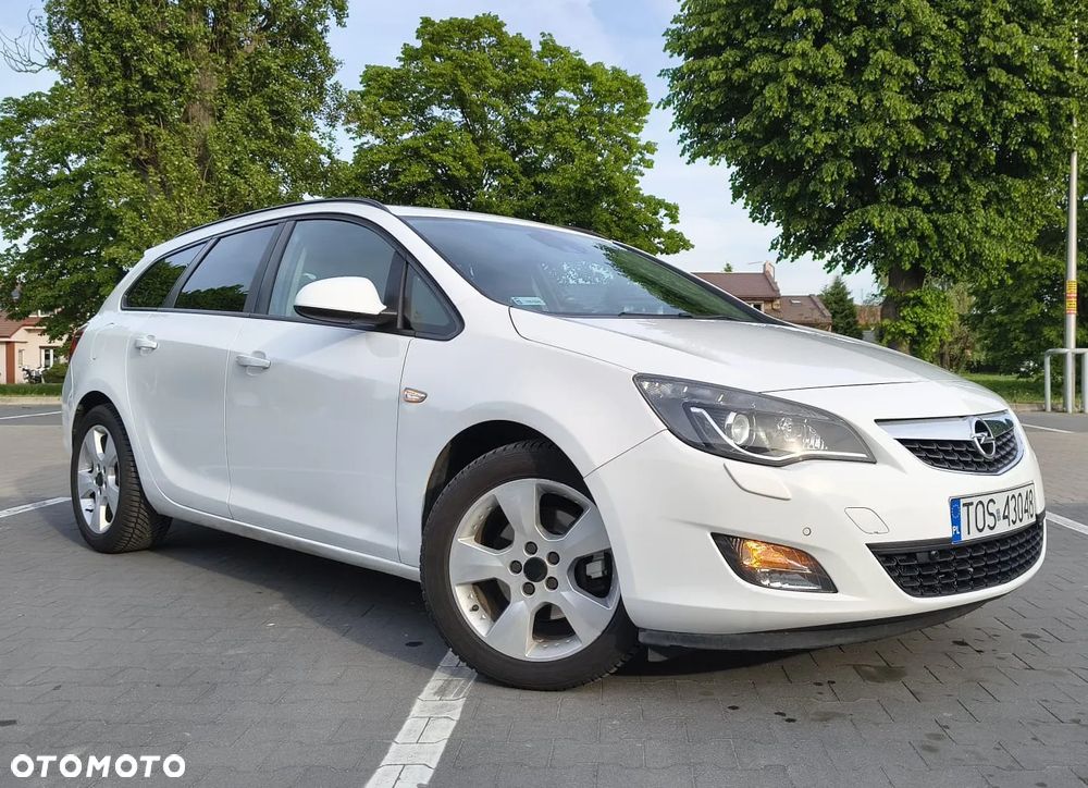 Opel Astra 2.0 CDTI DPF Sport - 4