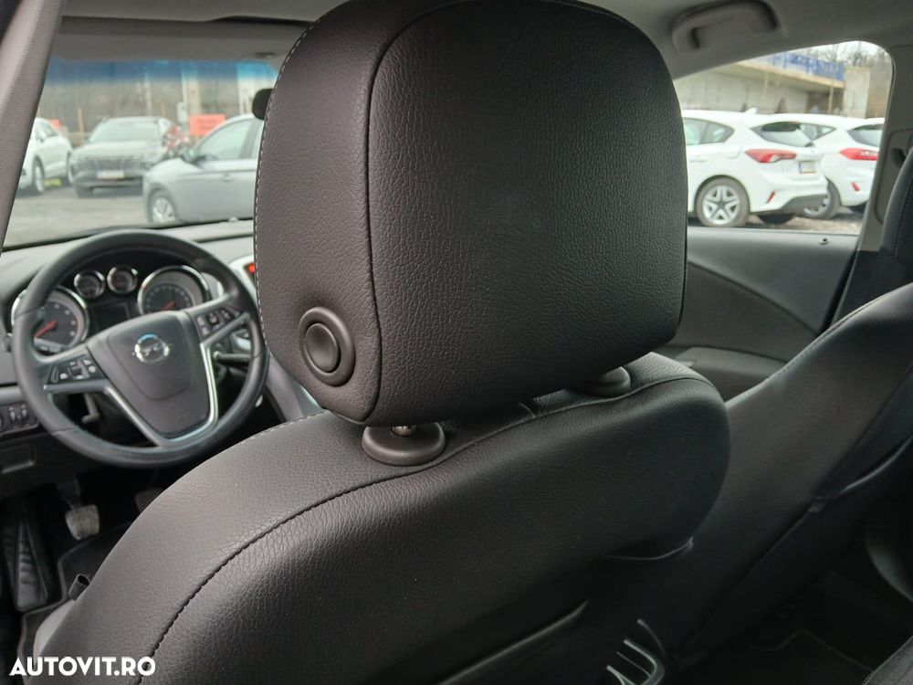 Opel Astra 1.4 Turbo ECOTEC Enjoy - 10