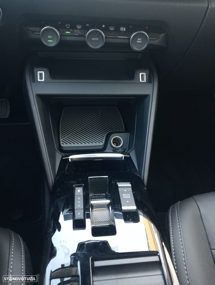 Citroën e-C4 X 54 kWh Autonomia Alargada Max - 12