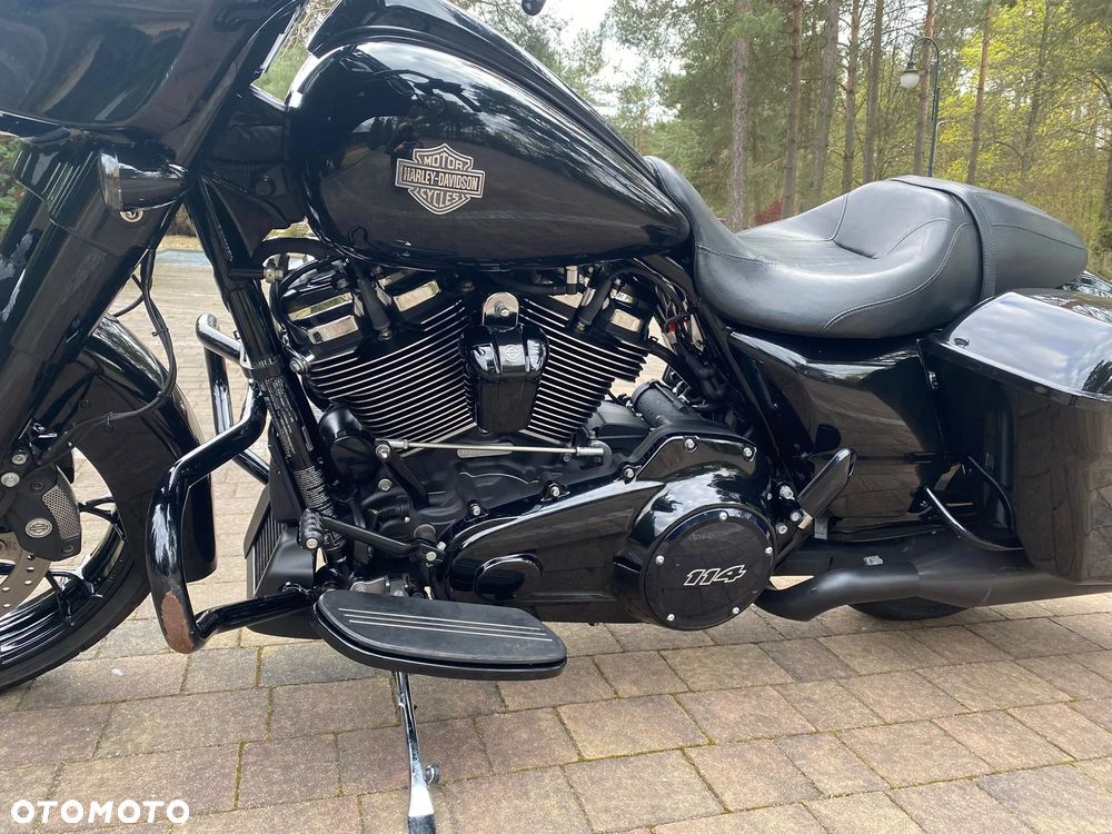 Harley-Davidson Touring Street Glide - 8