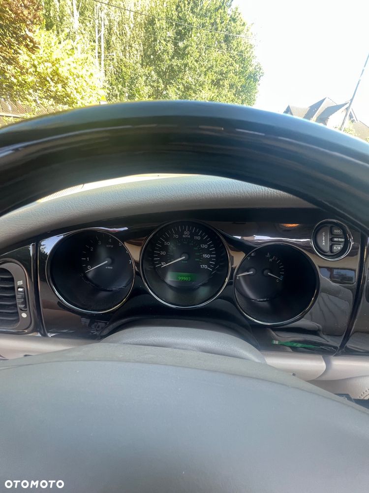 Jaguar XK8 4.0 - 15