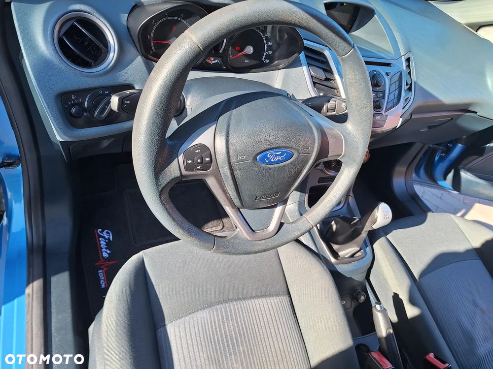 Ford Fiesta 1.25 Titanium - 33